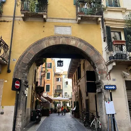 Apartment Ca Borsari *